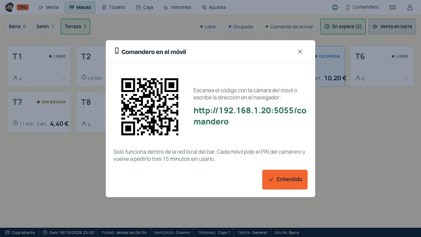 La caja enseña el código QR para abrir el comandero en el móvil